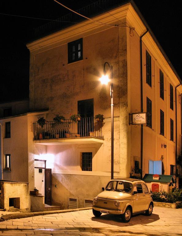 Апартаменти Il Centro Storico Posta Fibreno Номер фото